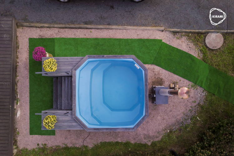 Als hottub werd gekozen voor de hoekige Grandy | Kirami
