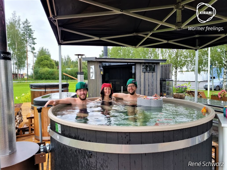 Rustgevende babbel in de hottub | Kirami -Warmer feelings.