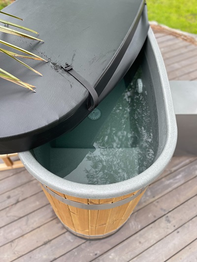 oor al onze hottubs bestaan er hoezen