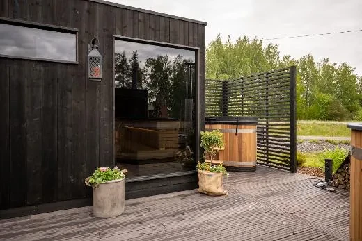 Kirami FinVision® -kleedruimte S Misty gekoppeld aan de Misty-sauna