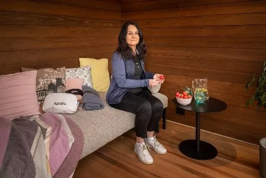 Kirami FinVision® -lounge M Misty - op een minivakantie in je eigen tuin.