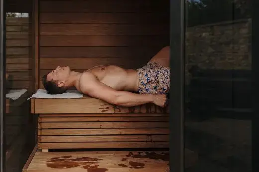 Kirami FinVision® -sauna S Misty | Een sauna voor een kleine tuin