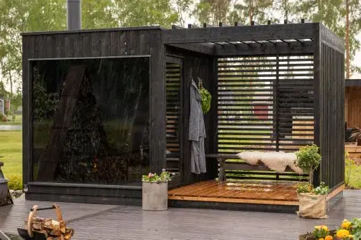 Op zoek naar een rustig hoekje om in je tuin te relaxen, eten of lezen met een licht schuttingscherm?
