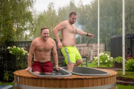 Koud en warm bad handig naast elkaar in één hottub | Twinny
